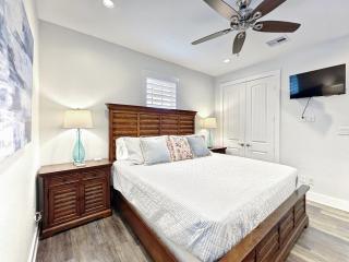 Dream Beach House Heated Poolspa - Galveston - 6