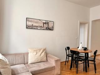 Spacious central 4-Room Suite for 6 - Near Subway - Wenen - 9