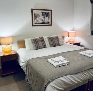 The Well Country Inn - - 6
