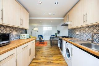 Stylish 2-Bedroom in the Aldgate - Londra - 6