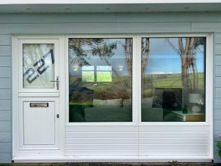 The Bolt Hole, 2 Bed Chalet with Rural Views - 4