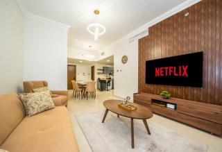 Lavish 1 bedroom - 8