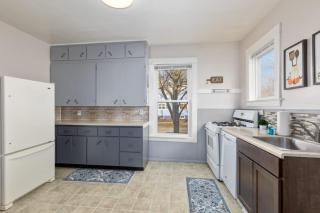 Charming 4BR Westside Home in Beer City USA - Grand Rapids - 6