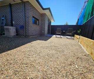 RedFlamesRetreat-Gables-Box Hill-Marayla-Family Friendly-Free Parking & Wifi - Annangrove - 4