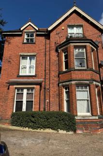 2 Guests - Free Parking - 6min to Derbion Centre - 9