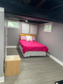 Freshly Remodeled Cozy 3 Bedroom Home - 1