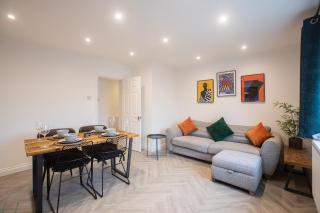 25 Percent Off Monthly Stays - 2 Bed Apartment in Bromley BR1 - - 1