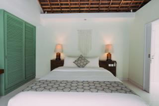 Tan's Astana Villa's by The Lavana - Seminyak - 9
