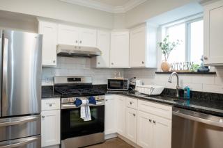 40-Newly renovated, stylish and beautiful apartment with 4br - 4