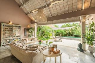 Stunning spacious 3 BR villa with private pool - Canggu - 9