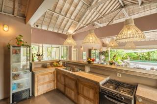 Stunning spacious 3 BR villa with private pool - 3