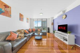 Convenient 2 Bedrooms apartment in Parramatta - Sydney - 9