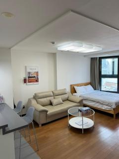Haeundae Beach Stay Hotel - Ch'ŏngsap'o - 0