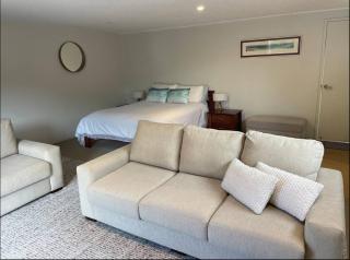 Unique Australian Shed Style House - Dunsborough - 6