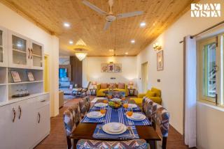 StayVista at Cloudview Villa with WiFi and BBQ - Mussoorie - 6