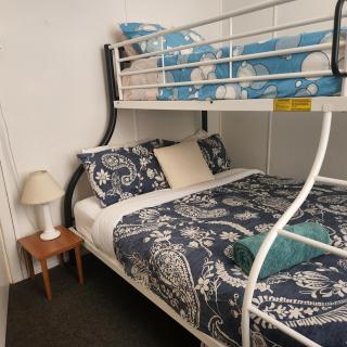 A Magic Shack - relax, recharge, frolic & fish - Tumby Bay - 3