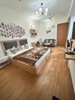 noida stylish suites - Noida - 8