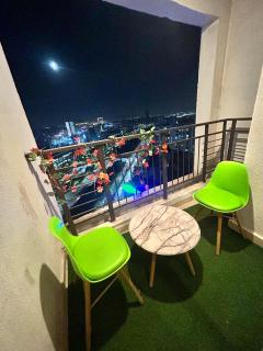 noida stylish suites - Noida - 2
