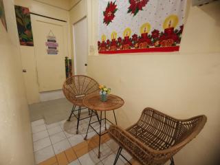 Resort's Side Hostel near Shangrila - Cogon - 4