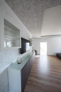 Ring48 City Living - modernes Wohnen mit Wohlfühlambiente mitten im Stadtzentrum - vollausgestattete Küche, Bad mit Duschbadewanne, Parkplatz - Bayreuth - 4
