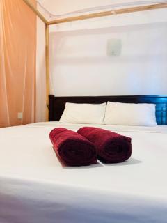 Uluwatu Surf Hostel - 2