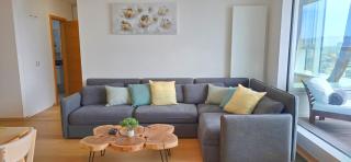 CASTLE view SKY, 3 rooms, 1 loggia, FREE parking - Bratislava - 5