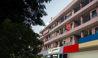 Hotel King Palace Near CP 67 Mall Airport Road Mohali - Sohāna - 2