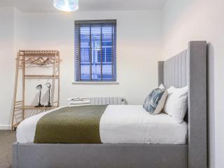 Cathedral View Apartments by Elegance Living - Peterborough - 8