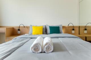 Gala by TwoSpaces Studio at TreePark Apartment - 7