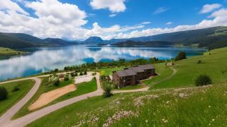泸沽湖千山继酒店 Lugu Lake Qianshanji Hotel - Zuosuo - 0