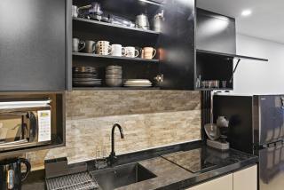 Modern 1BR at Knightsbridge Court, Near Halfa Park - 8