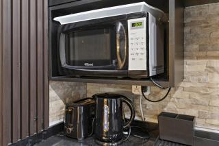 Modern 1BR at Knightsbridge Court, Near Halfa Park - 4