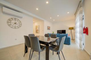 St Julians Apartment - 7
