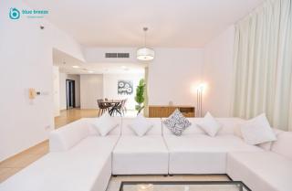 Blue Breeze - Elegant 3BR Apt with Panoramic Marina Views in JBR - 8