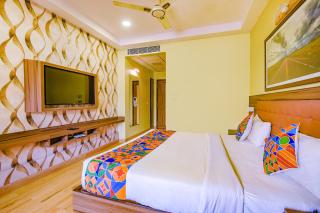 Via Phoenix Resorts - 1