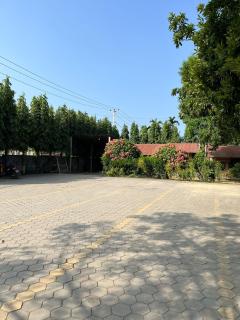 Tiger Residency Resort - Sauraha - 1