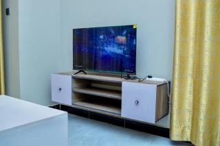Bnb in ntinda with WiFi , workstation and fan - Kampala - 8