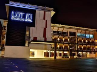 Lot 10 Boutique Hotel - Kuching - 0