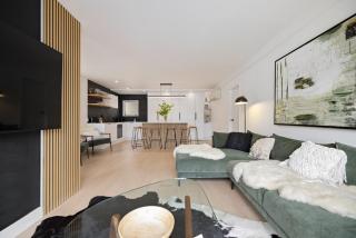 Spectacular Lakefront Apartment - Queenstown - 4