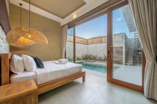 2BDR Canggu Center -Rooftop & BBQ - Private Cook - Walk to Beach - Modern & Luxury - 0
