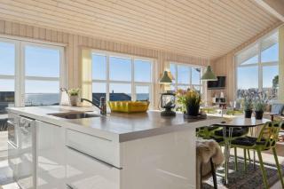 Lovely Holiday Home With Sea View - Faaborg - 2