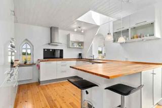 Lovely House By The Water With Cozy Courtyard - Thyholm - 5