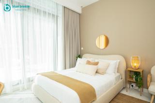 Blue Breeze - Elegant Studio in Serenity Lake 5, JVC - 2