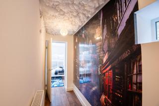 Spacious 2-BR Flat in Watford Warner Bros Studio - Watford - 6