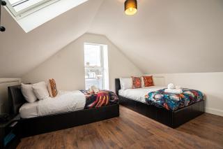 Spacious 2-BR Flat in Watford Warner Bros Studio - Watford - 9