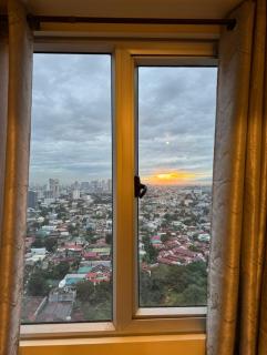 Cozy Studio Unit beside Solaire North - Manila - 8