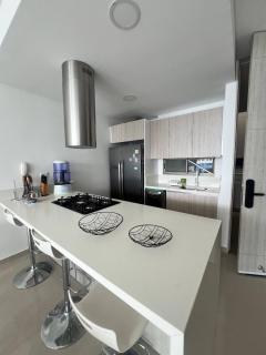 Room in Apartment - Luxury Apartment, Samaria Beach Club P23 - - 1