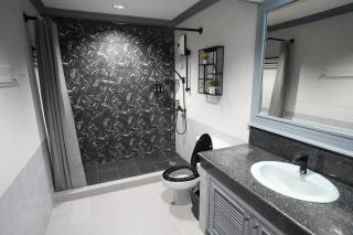 Cozy 2BR Apt in Central Bangkok 5 mins BTS 110 SQM by MattCo - 2