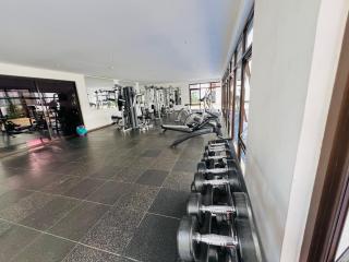 Luxury 2-Bedroom - Astoria Apartments - 3