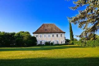 Luxury 5-star mansion, hotel services included, swimming pool, tennis, bowling - Les Nappes - 4